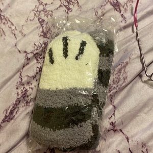 ❤️ 5 for $20❤️ Cat Paw Print Coral Fleece Socks